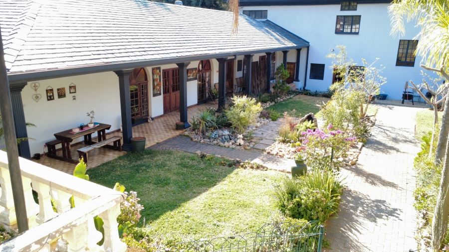 6 Bedroom Property for Sale in Pretoria North Gauteng