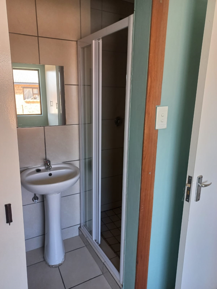 2 Bedroom Property for Sale in Witfield Gauteng