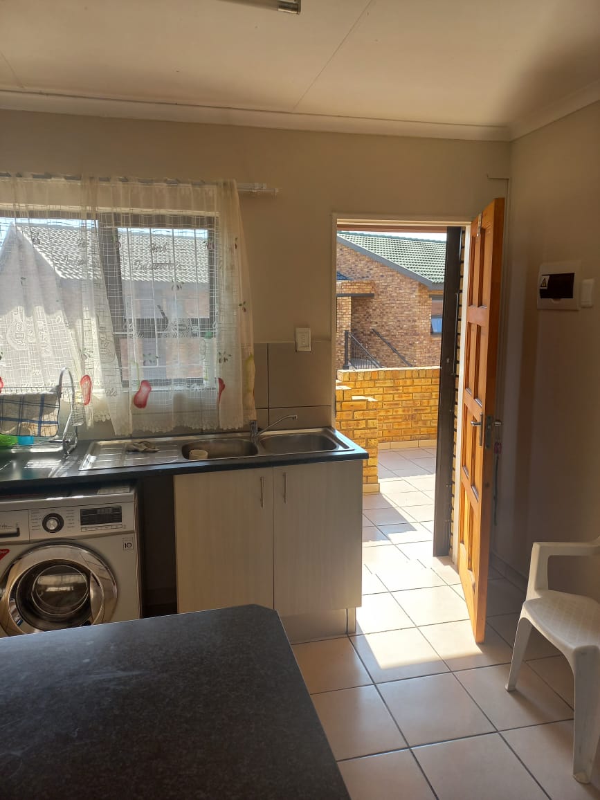 2 Bedroom Property for Sale in Witfield Gauteng