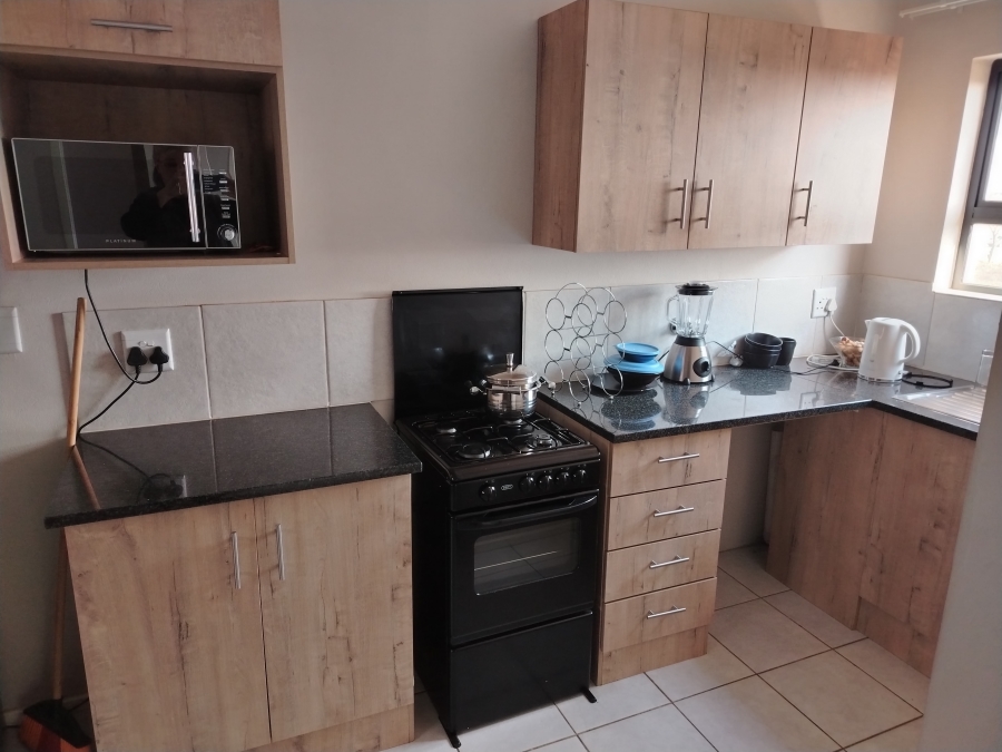 To Let 2 Bedroom Property for Rent in Kenleaf Gauteng