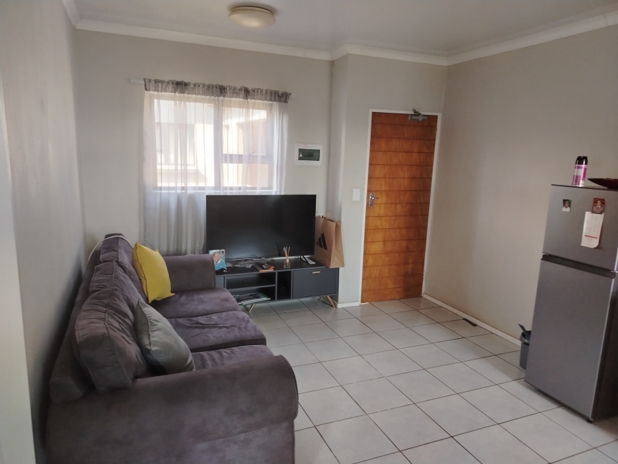 To Let 2 Bedroom Property for Rent in Kenleaf Gauteng