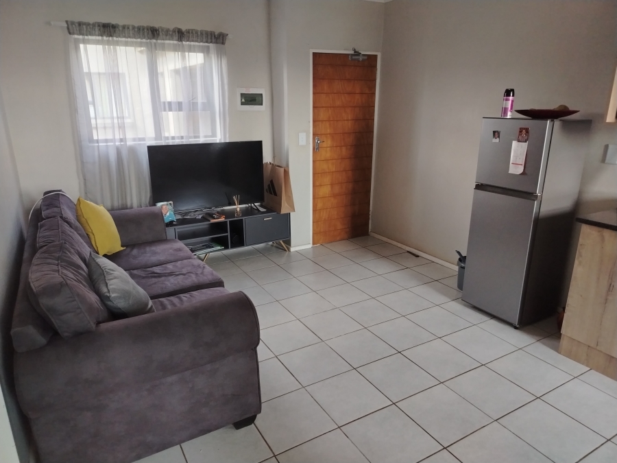 To Let 2 Bedroom Property for Rent in Kenleaf Gauteng
