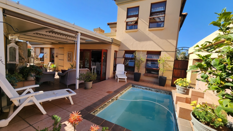 5 Bedroom Property for Sale in Jordaan Park Gauteng