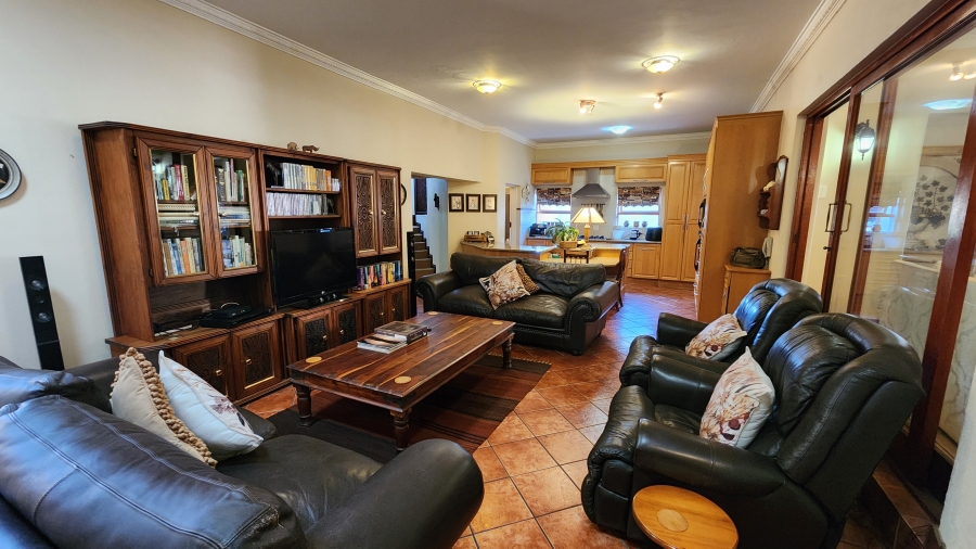 5 Bedroom Property for Sale in Jordaan Park Gauteng