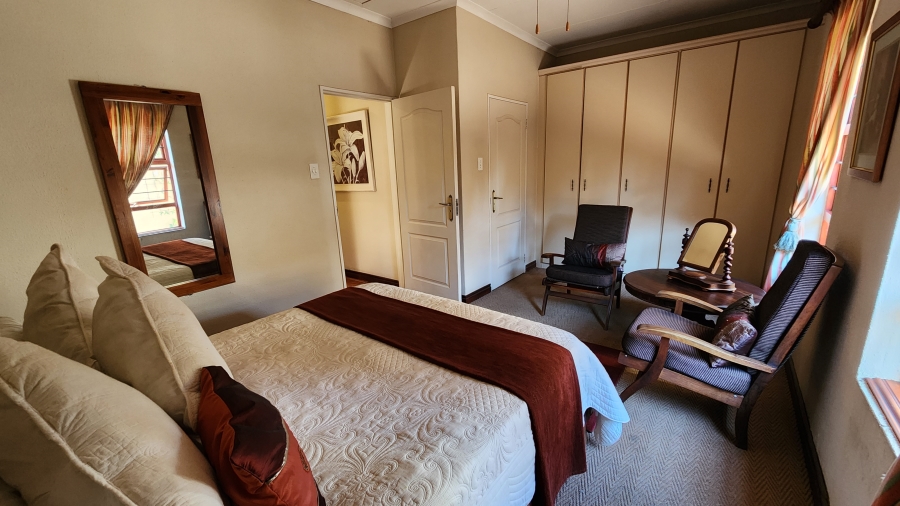 5 Bedroom Property for Sale in Jordaan Park Gauteng