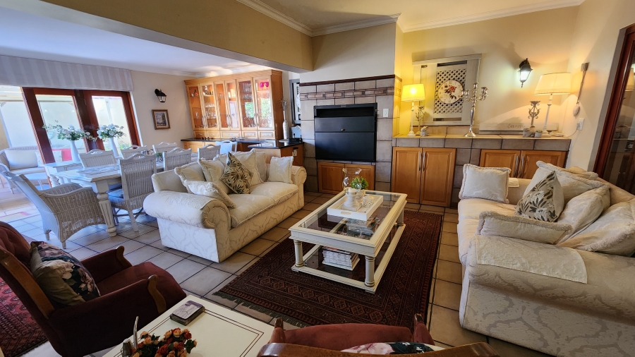 5 Bedroom Property for Sale in Jordaan Park Gauteng