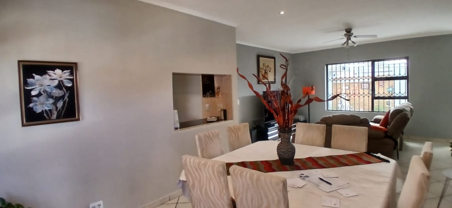 3 Bedroom Property for Sale in New Redruth Gauteng