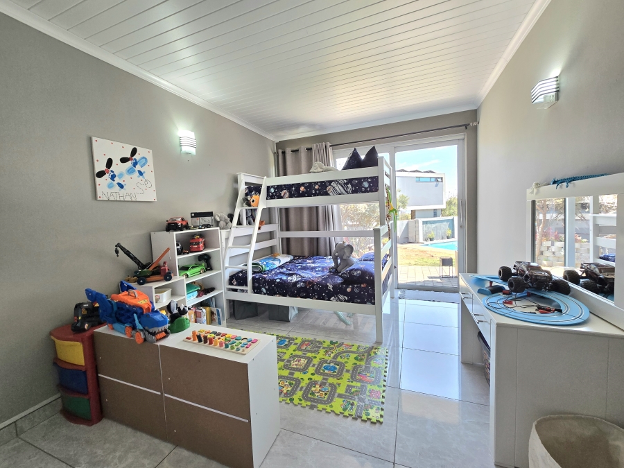 4 Bedroom Property for Sale in Sable Hills Gauteng