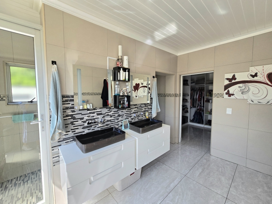 4 Bedroom Property for Sale in Sable Hills Gauteng