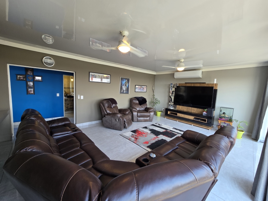 4 Bedroom Property for Sale in Sable Hills Gauteng