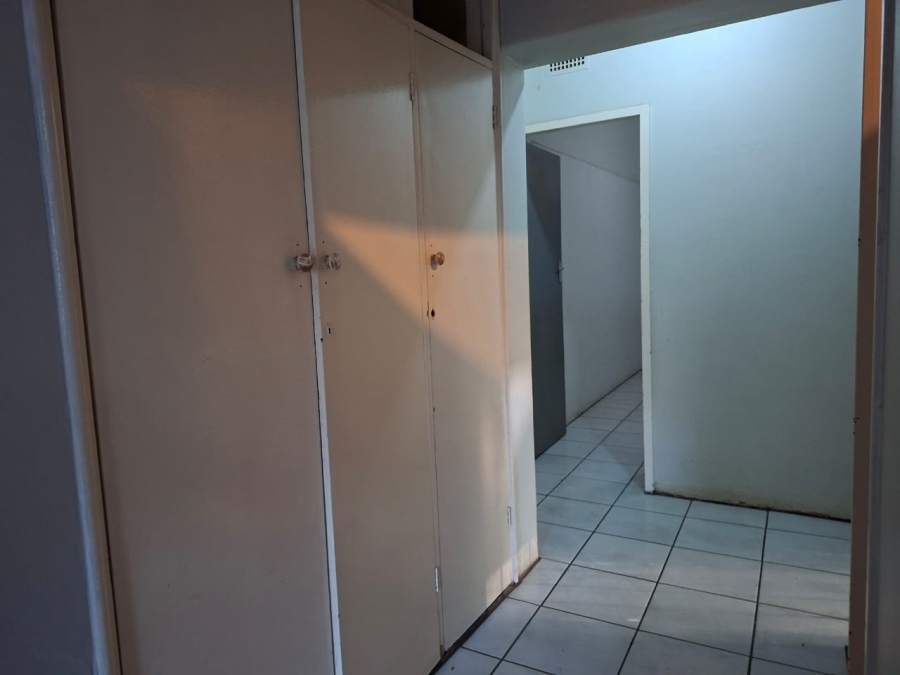 1 Bedroom Property for Sale in Vanderbijlpark CE 1 Gauteng