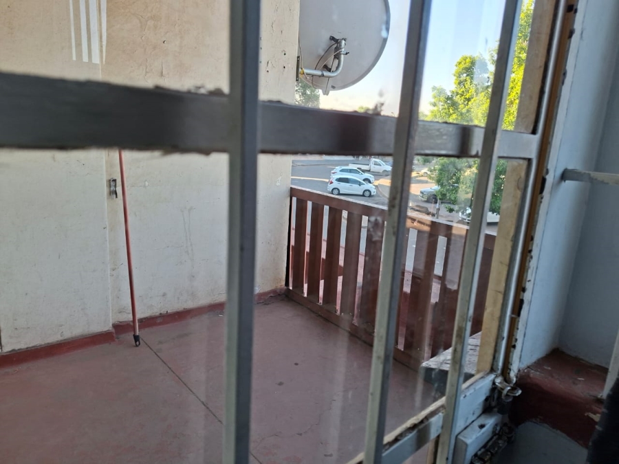 1 Bedroom Property for Sale in Vanderbijlpark CE 1 Gauteng