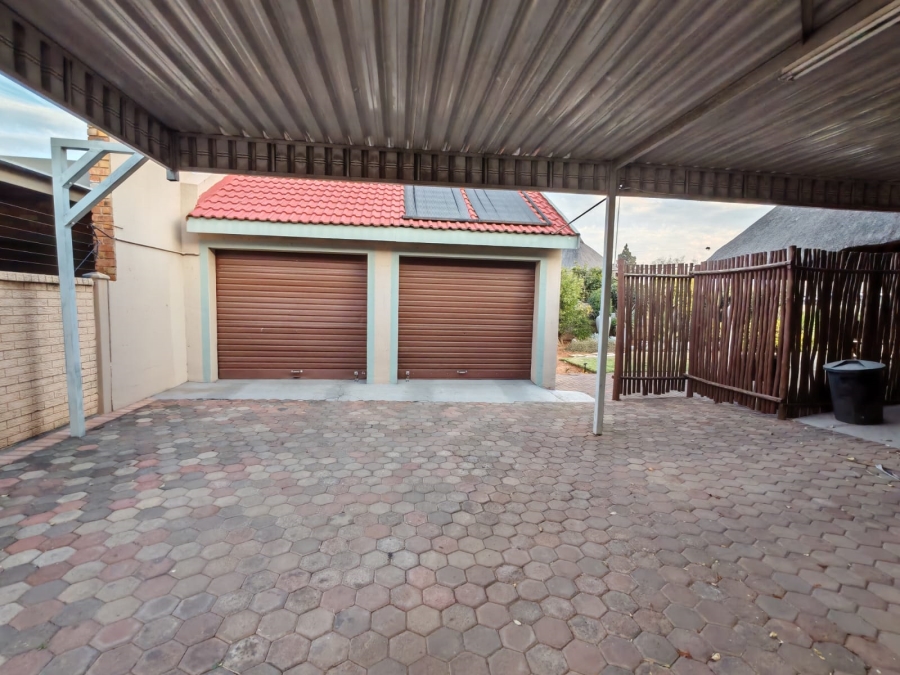 4 Bedroom Property for Sale in Vanderbijlpark SE 4 Gauteng