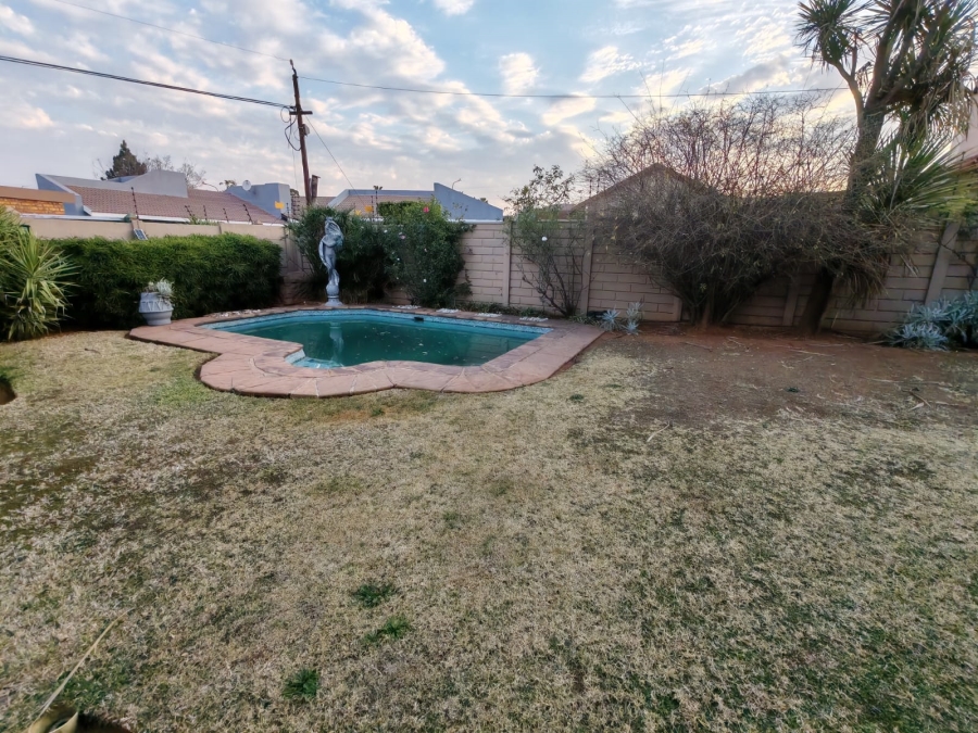 4 Bedroom Property for Sale in Vanderbijlpark SE 4 Gauteng