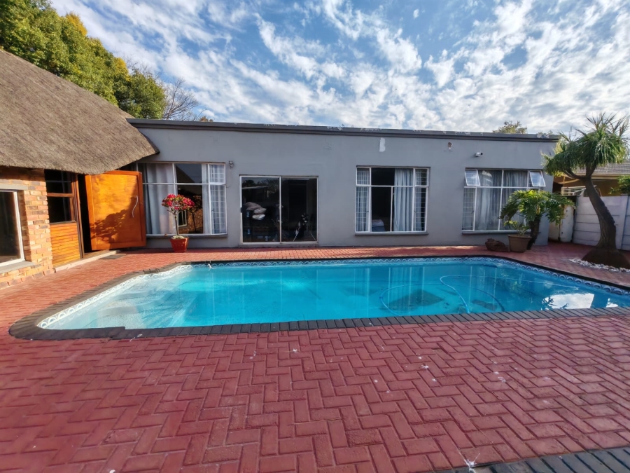 4 Bedroom Property for Sale in Vanderbijlpark SE 1 Gauteng