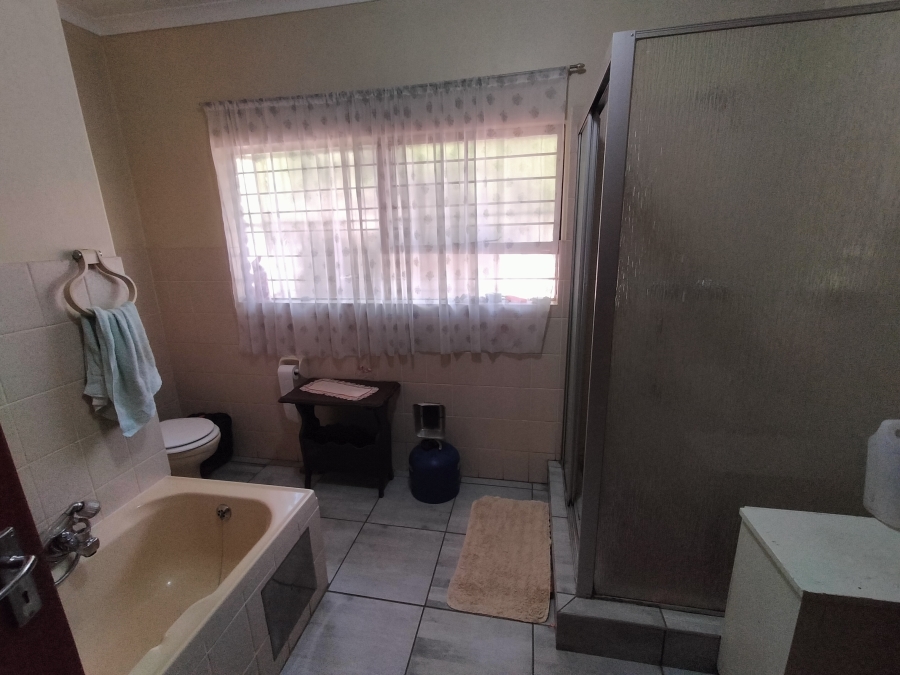 3 Bedroom Property for Sale in Ninapark Gauteng