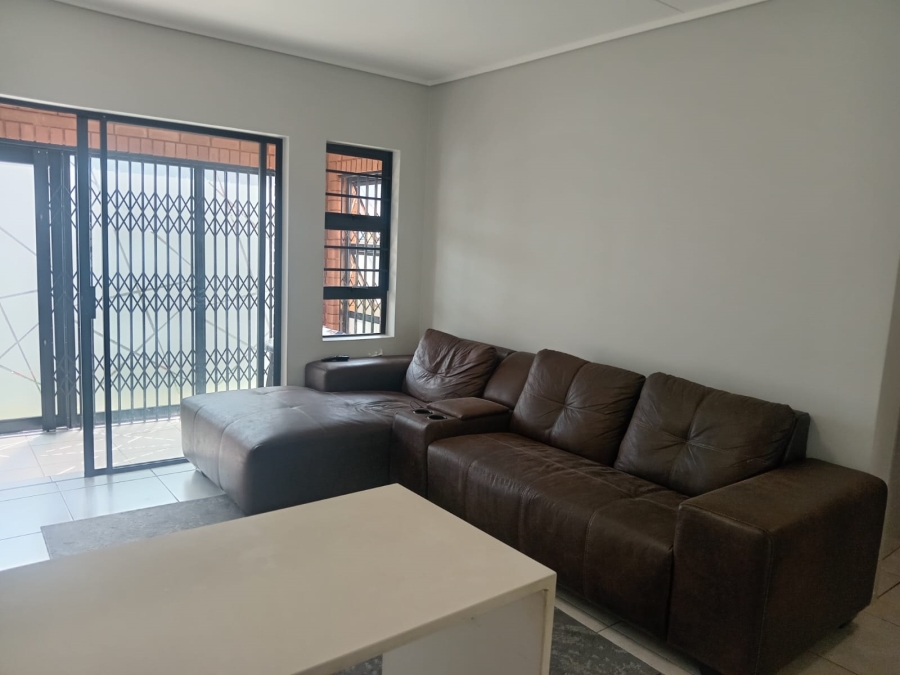 2 Bedroom Property for Sale in Amberfield Gauteng