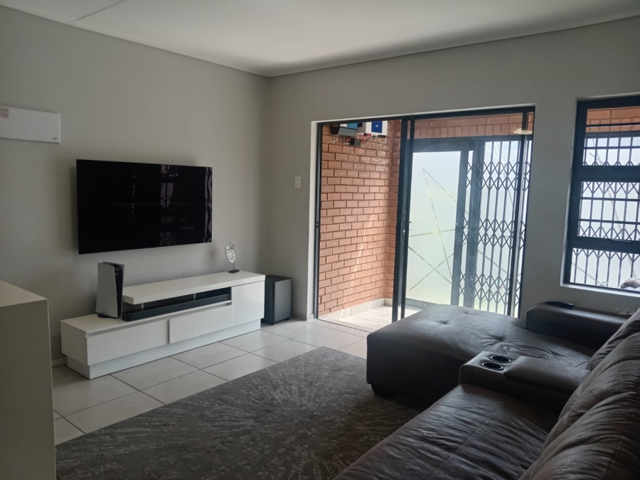 2 Bedroom Property for Sale in Amberfield Gauteng