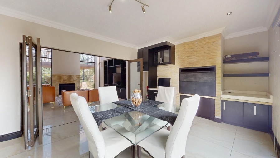 4 Bedroom Property for Sale in Parkhaven Gauteng