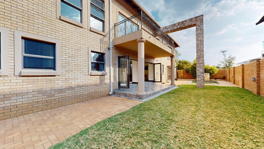 4 Bedroom Property for Sale in Parkhaven Gauteng