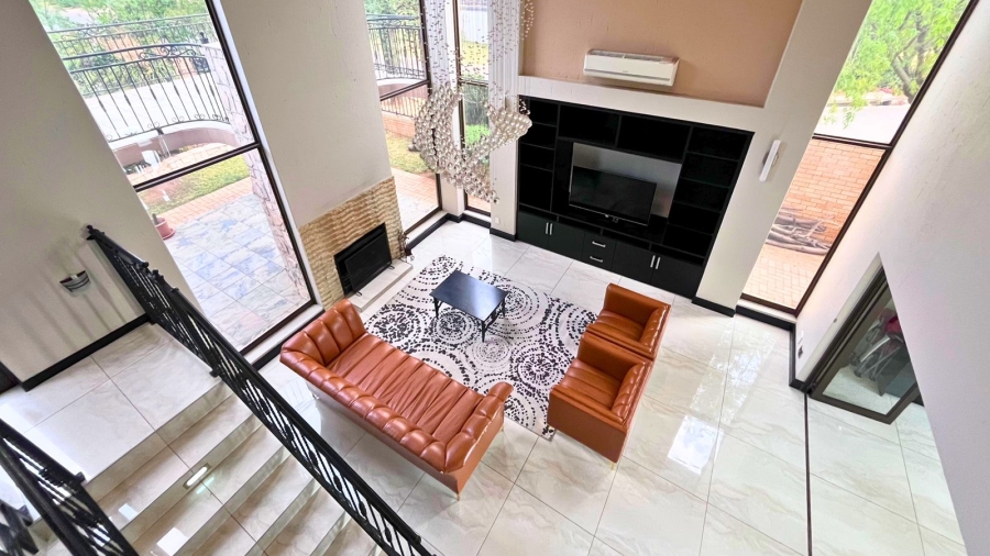 4 Bedroom Property for Sale in Parkhaven Gauteng