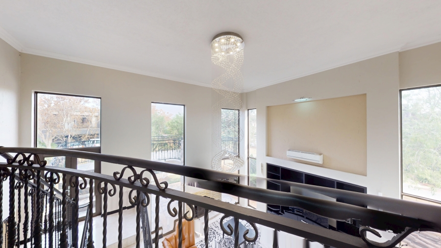 4 Bedroom Property for Sale in Parkhaven Gauteng