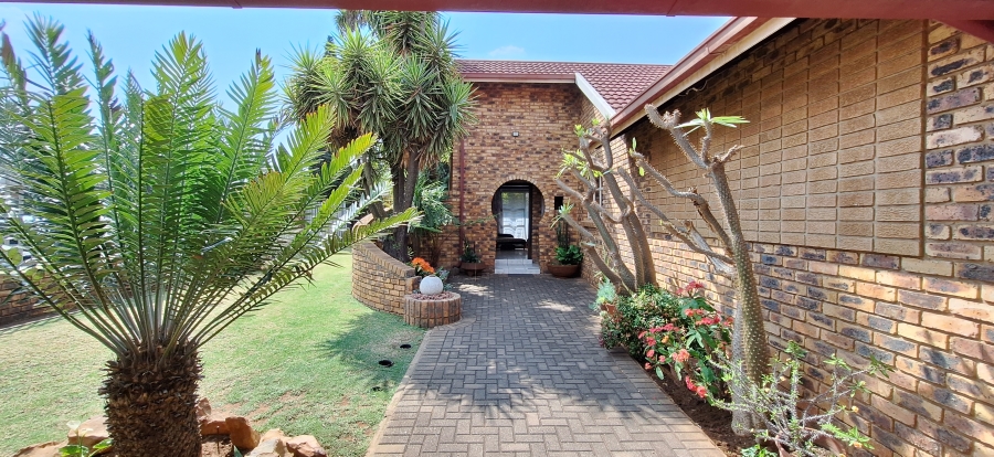 4 Bedroom Property for Sale in Vanderbijlpark SE Gauteng
