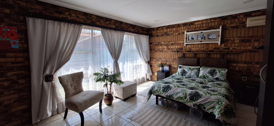 4 Bedroom Property for Sale in Vanderbijlpark SE Gauteng