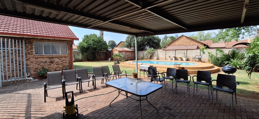 4 Bedroom Property for Sale in Vanderbijlpark SE Gauteng