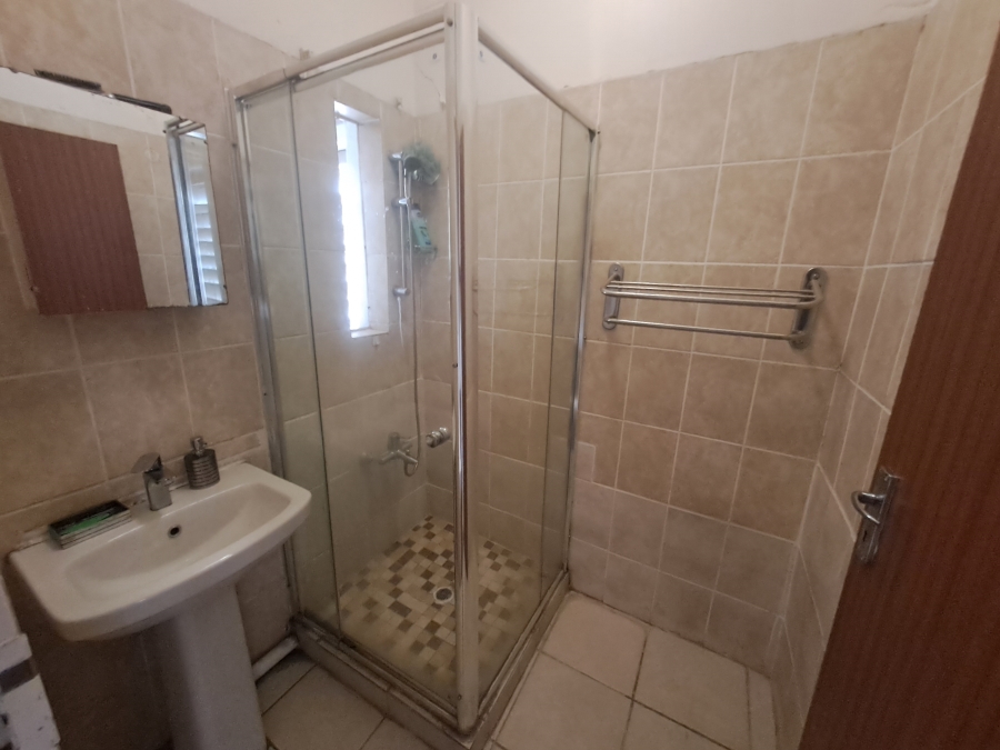 2 Bedroom Property for Sale in Darrenwood Gauteng