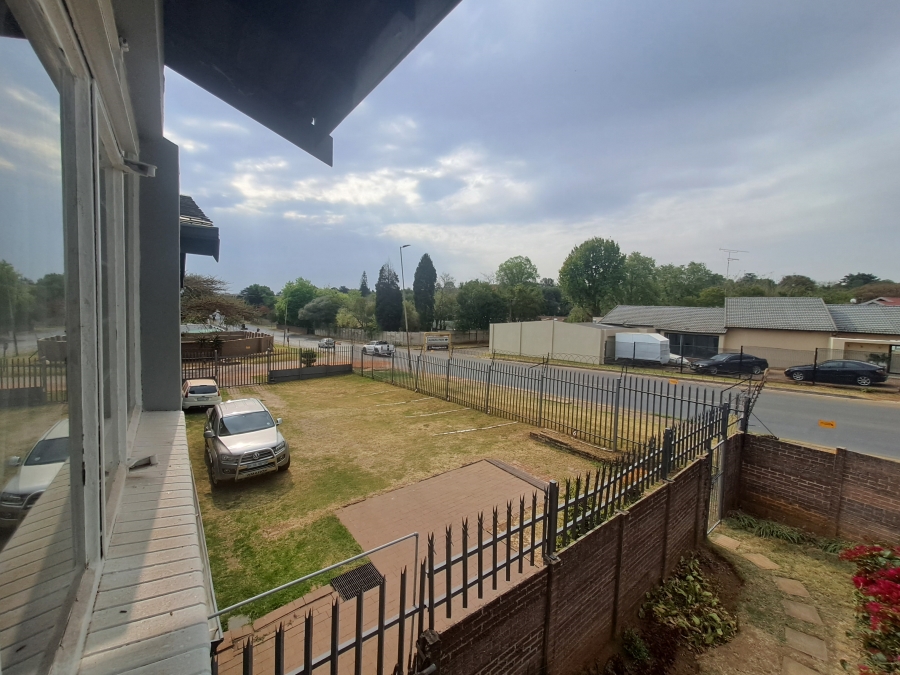 2 Bedroom Property for Sale in Darrenwood Gauteng