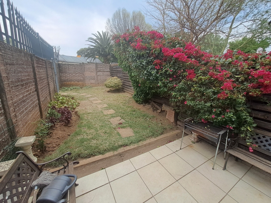 2 Bedroom Property for Sale in Darrenwood Gauteng