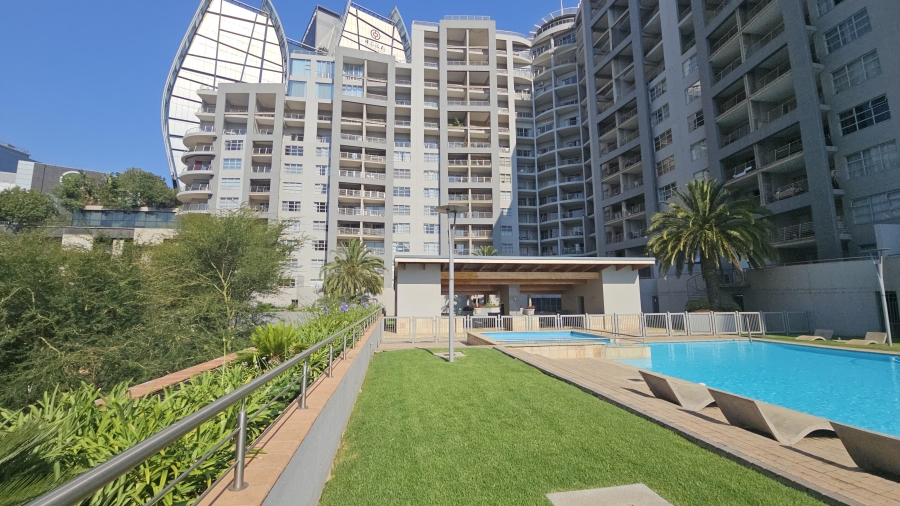 2 Bedroom Property for Sale in Sandhurst Gauteng