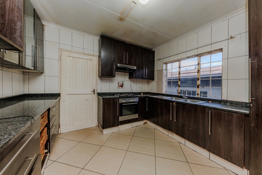 4 Bedroom Property for Sale in Reefhaven Gauteng