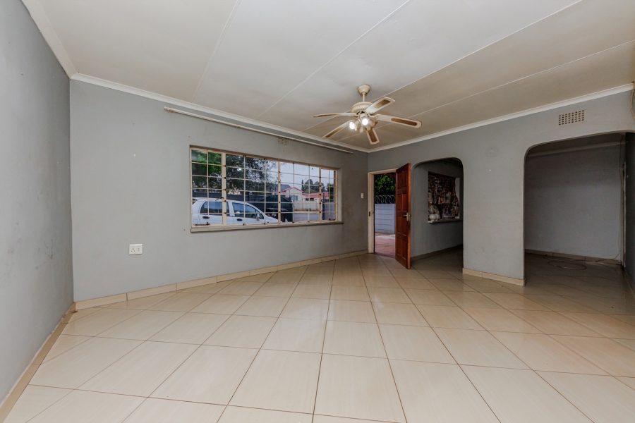 4 Bedroom Property for Sale in Reefhaven Gauteng