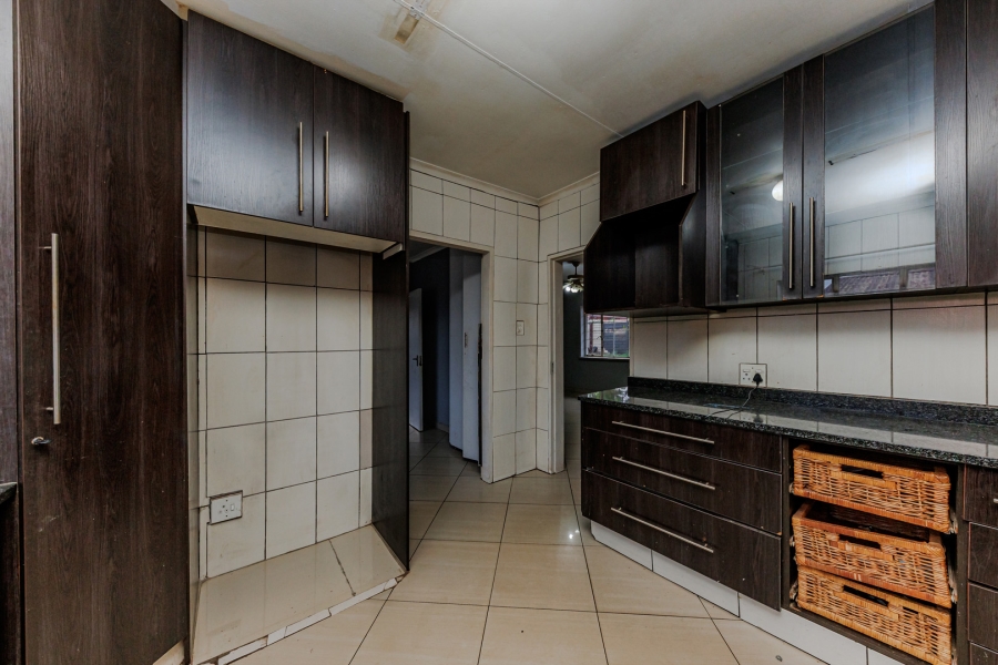 4 Bedroom Property for Sale in Reefhaven Gauteng