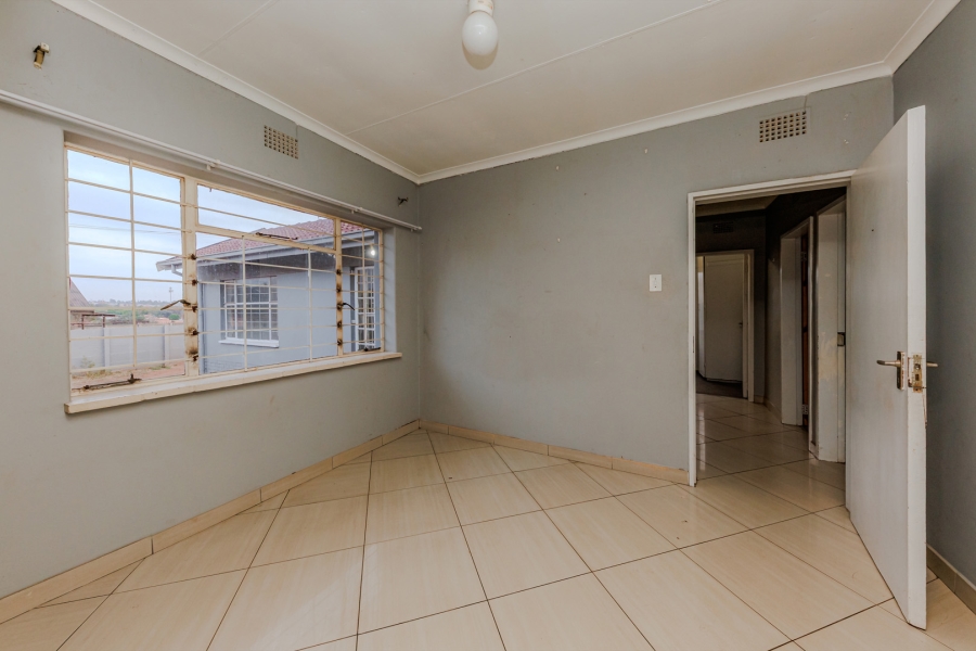 4 Bedroom Property for Sale in Reefhaven Gauteng