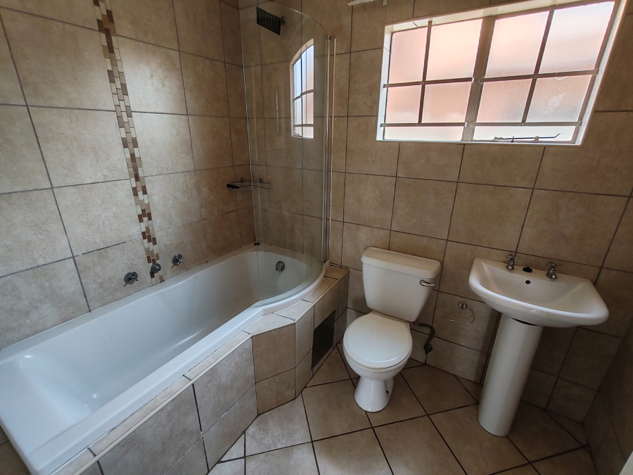3 Bedroom Property for Sale in Chantelle Gauteng