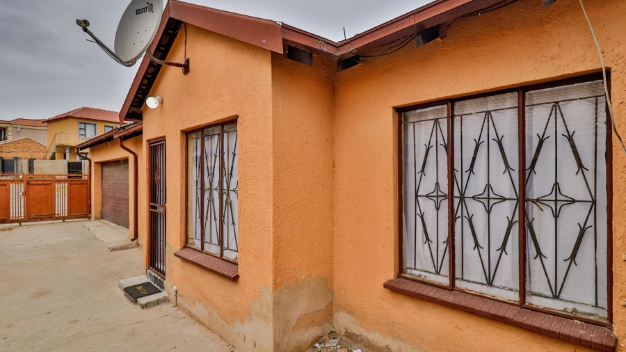3 Bedroom Property for Sale in Ebony Park Gauteng