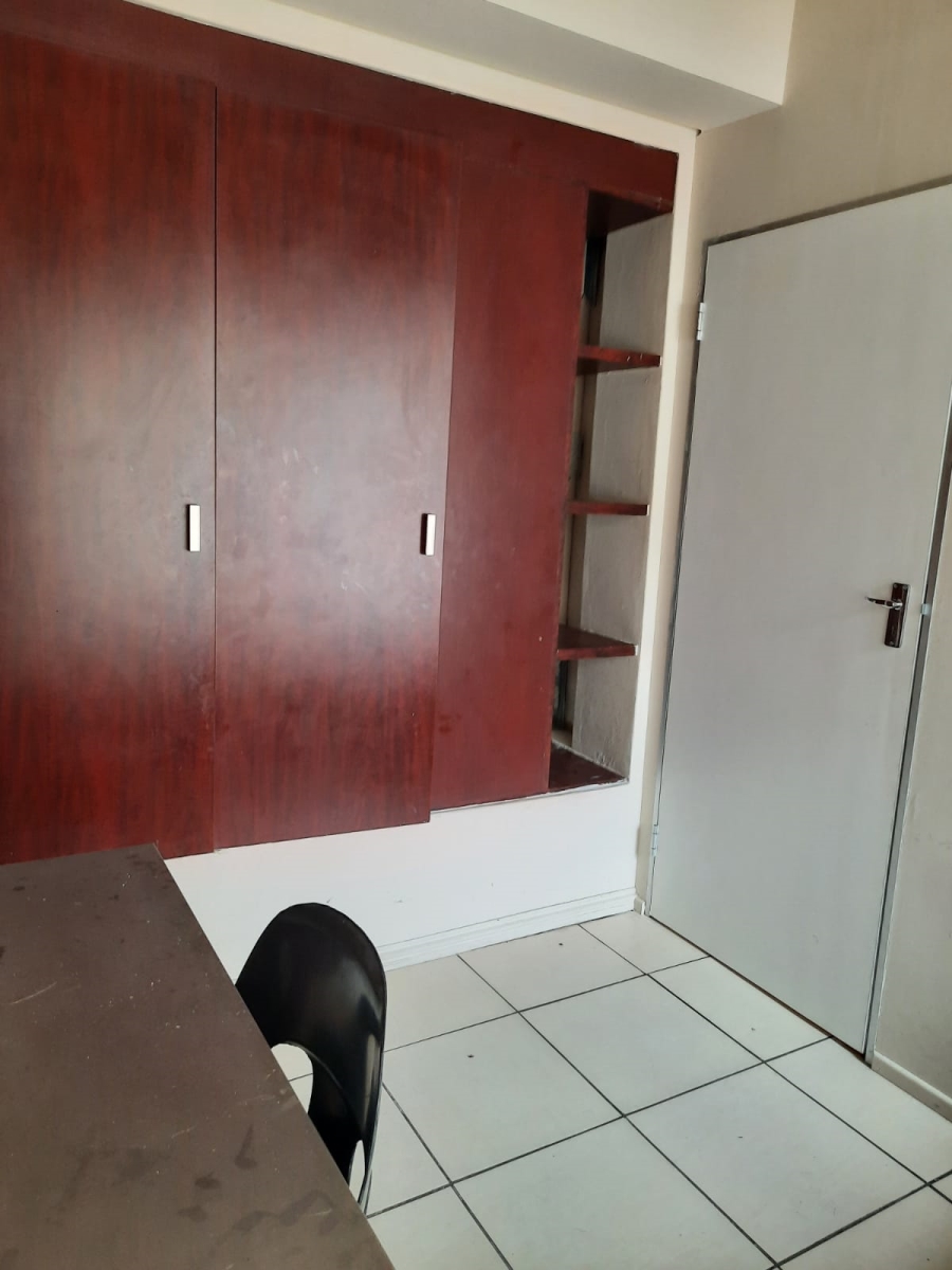 2 Bedroom Property for Sale in Braamfontein Gauteng