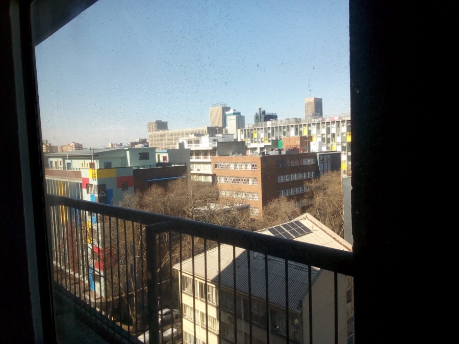 2 Bedroom Property for Sale in Braamfontein Gauteng