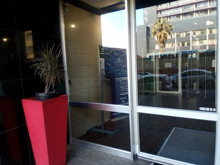 2 Bedroom Property for Sale in Braamfontein Gauteng