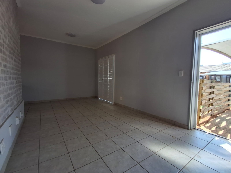 2 Bedroom Property for Sale in Clarina Gauteng