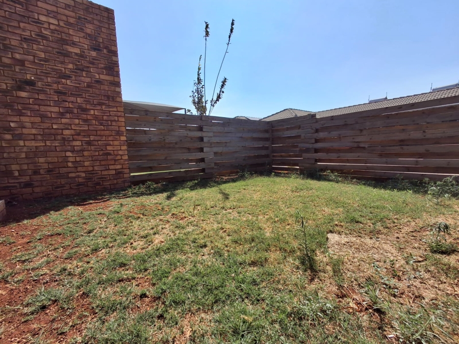 2 Bedroom Property for Sale in Clarina Gauteng