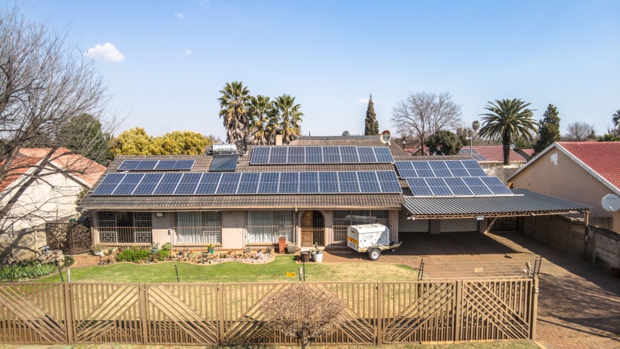 4 Bedroom Property for Sale in Arcon Park Gauteng