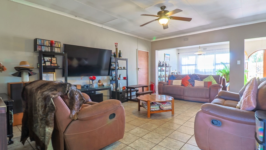 4 Bedroom Property for Sale in Arcon Park Gauteng