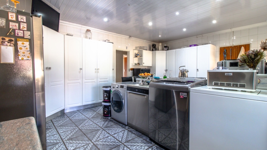 4 Bedroom Property for Sale in Arcon Park Gauteng