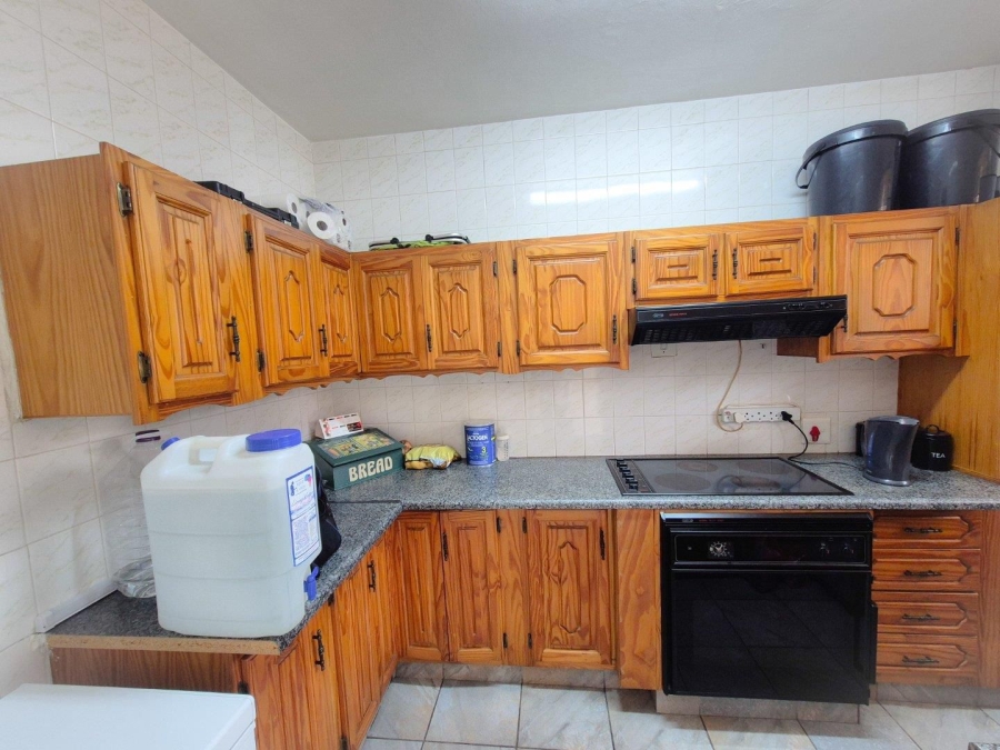 2 Bedroom Property for Sale in Vanderbijlpark CW 3 Gauteng