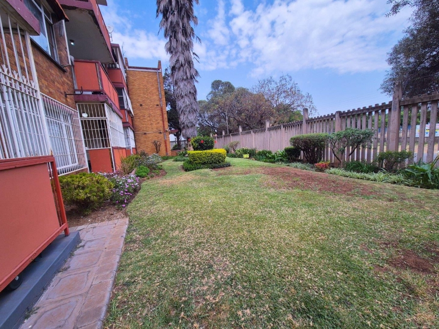 2 Bedroom Property for Sale in Vanderbijlpark CW 3 Gauteng
