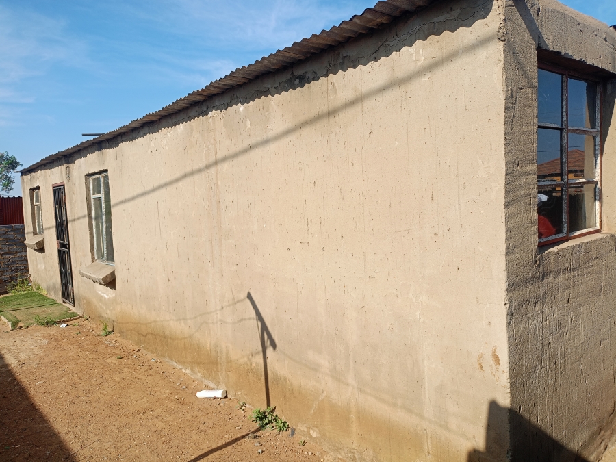 2 Bedroom Property for Sale in Bophelong Gauteng